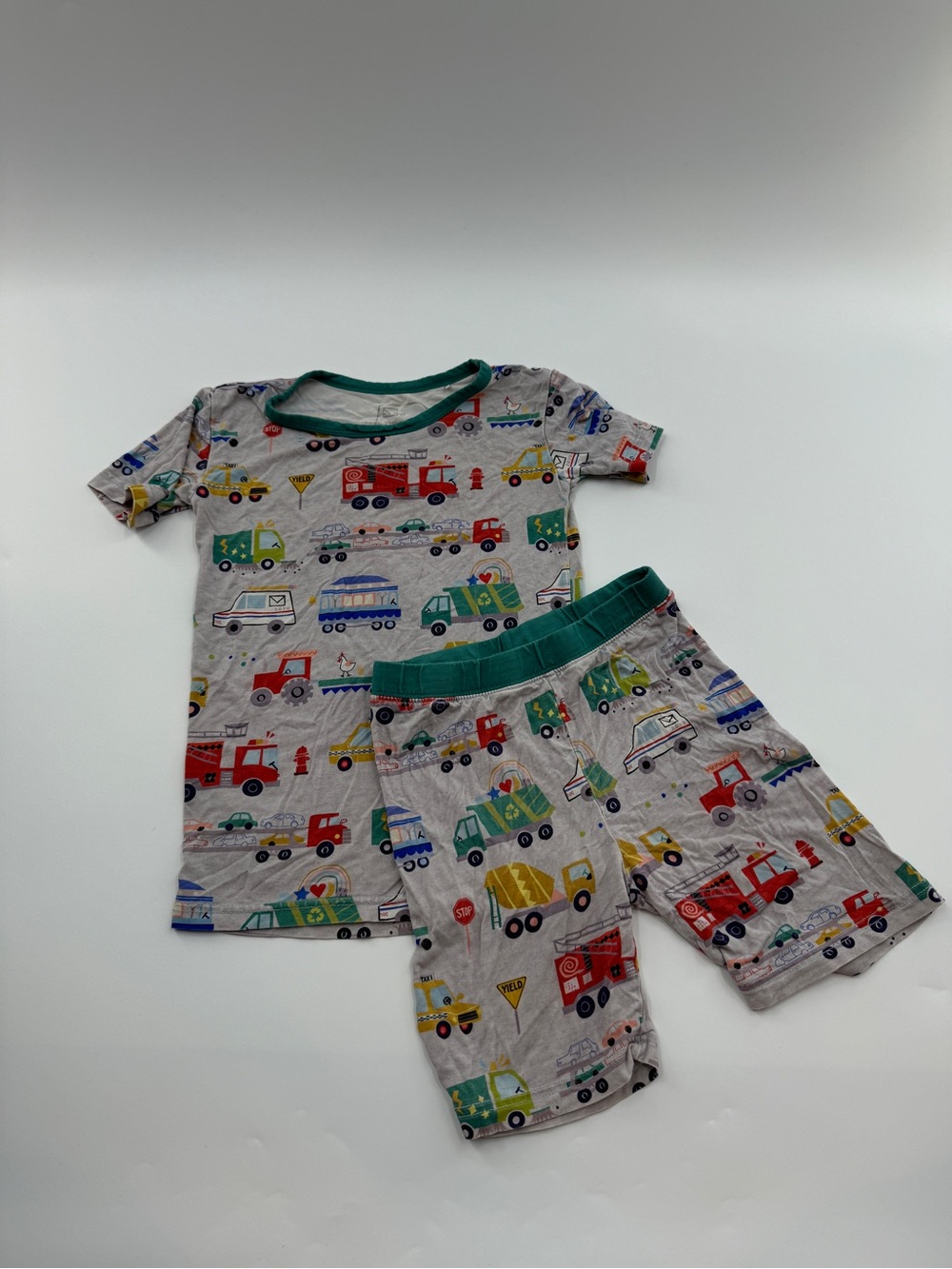 Little Sleepies Community Cars Bamboo Short Sleeve Pajama Set – Kids Size 5/6